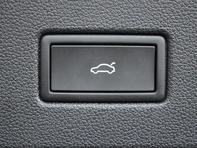 Volkswagen T-Roc 1.5 TSI DSG R-Line Style