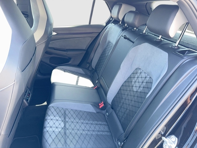 Volkswagen Golf 1.5 eTSI DSG Golf VIII