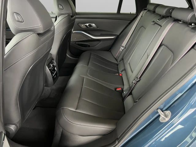 BMW 320 320d M-Sport Touring xDrive
