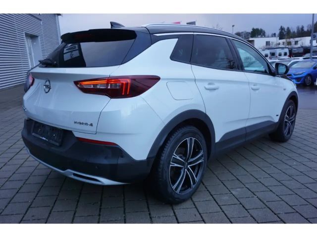 Opel Grandland X Hybrid 4 Ultimate