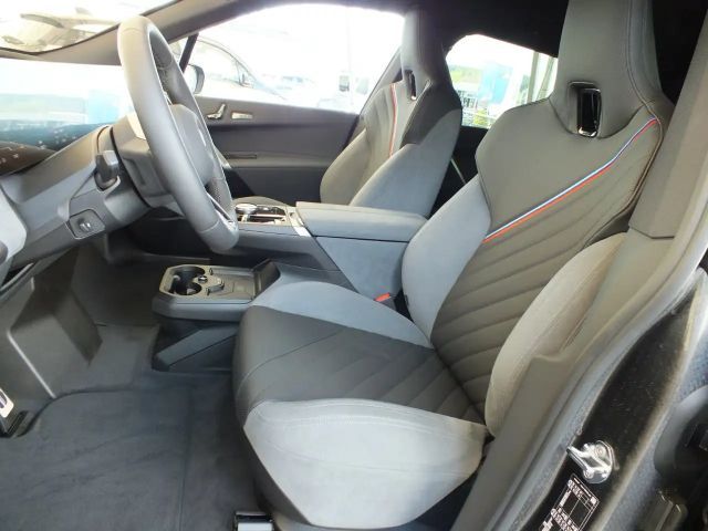 BMW iX xDrive45