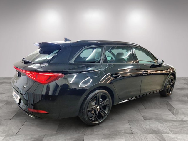 Seat Leon Black FR-lijn Sportstourer