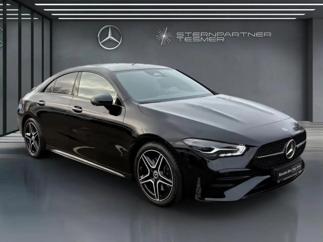 Mercedes-Benz CLA 200 AMG Line Coupé