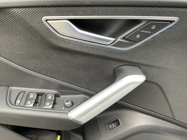 Audi Q2 35 TFSI S-Line