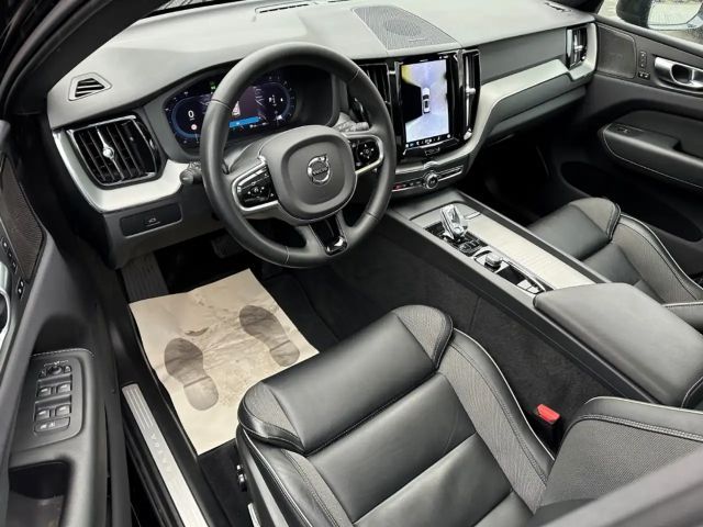 Volvo XC60 H&K Panorama Luftfahrwerk Standheiz 21-Zoll