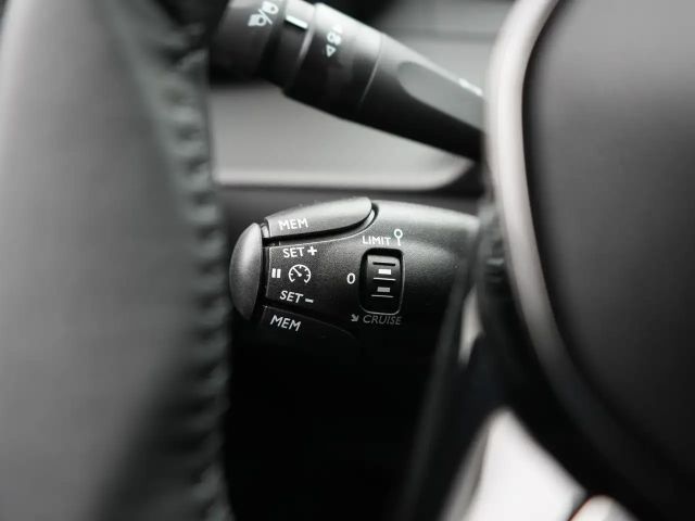 Peugeot 208 Allure Pack Hybrid