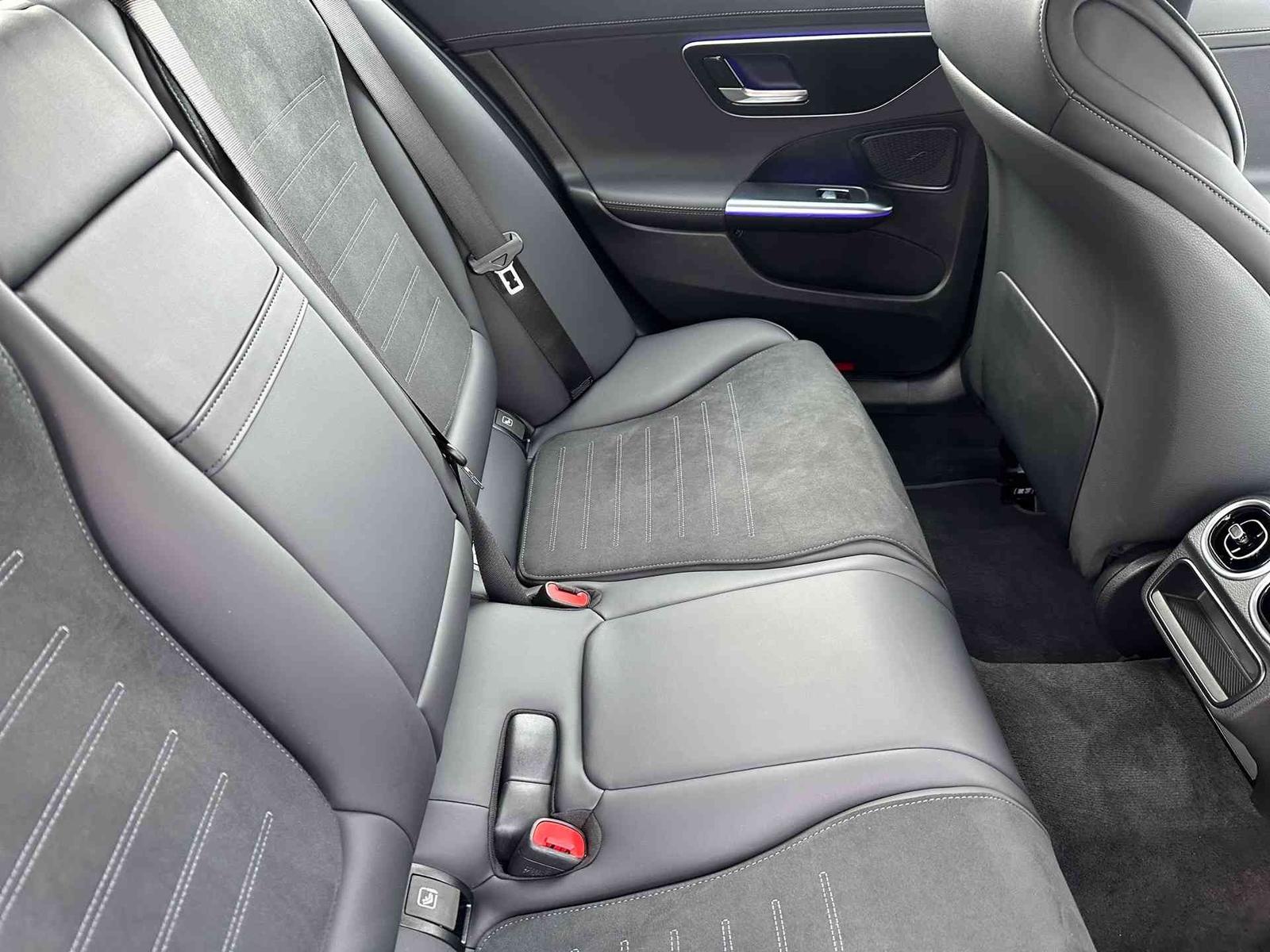 Mercedes-Benz C 200 AMG Line C 200 d Sedan