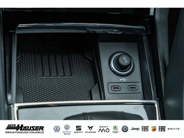 Skoda Karoq 1.5 TSI Selection