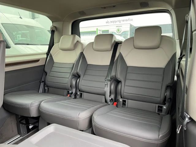 Volkswagen Multivan Style T7