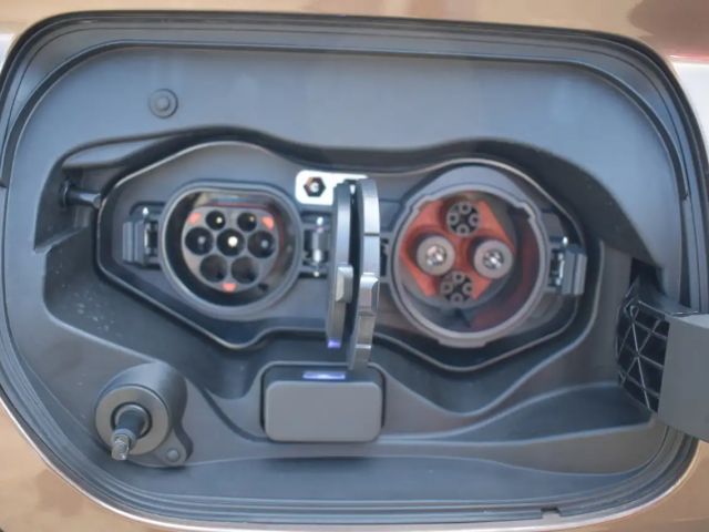 Mitsubishi Eclipse Cross 4WD PHEV