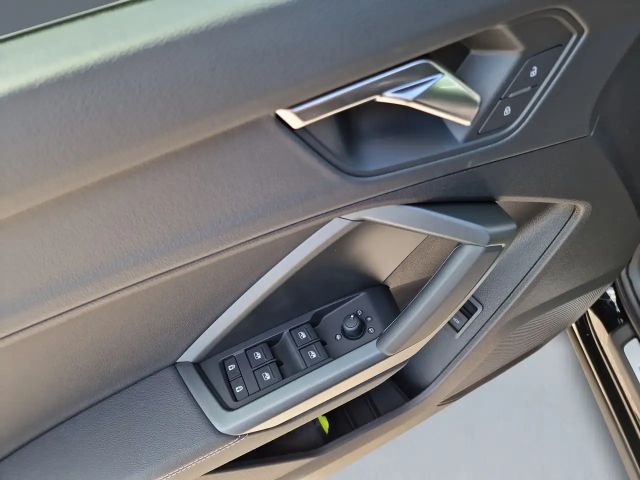 Audi Q3 40 TFSI Quattro S-Line Sportback