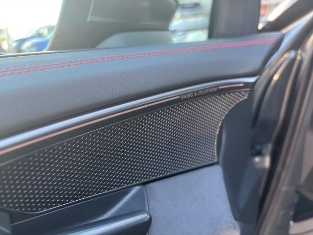 Audi A6 Avant Quattro