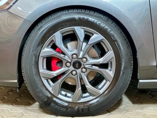 Ford Focus ST Line Wagon