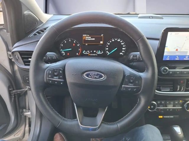 Ford Puma EcoBoost Titanium