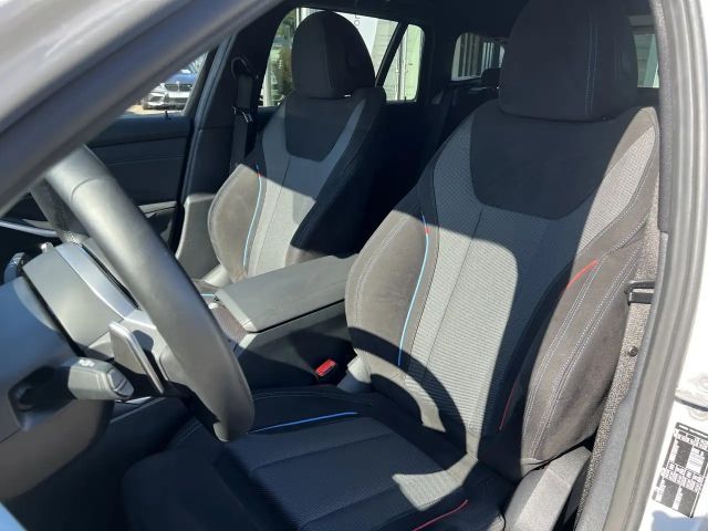 BMW 320 320d M-Sport Touring