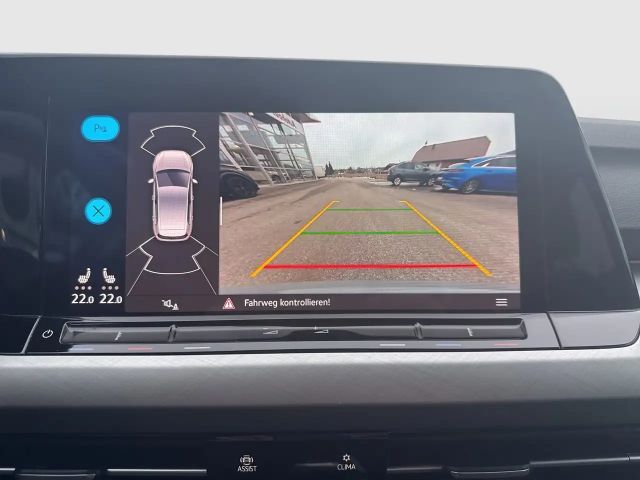 Volkswagen Golf Life