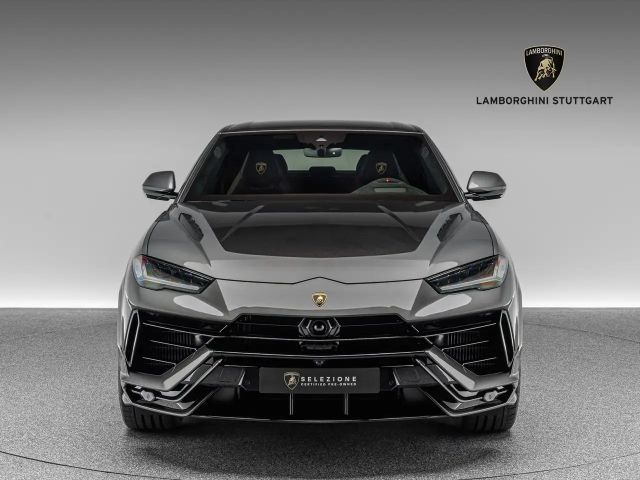 Lamborghini Urus Performante