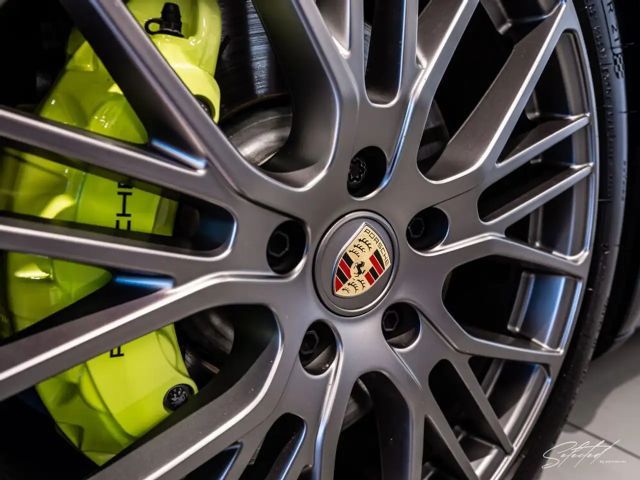 Porsche Panamera E-Hybrid