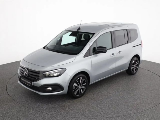 Mercedes-Benz EQT 200 Premium