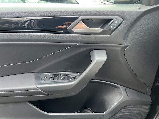 Volkswagen T-Roc 1.0 TSI R-Line