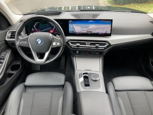 BMW 320 320e Touring