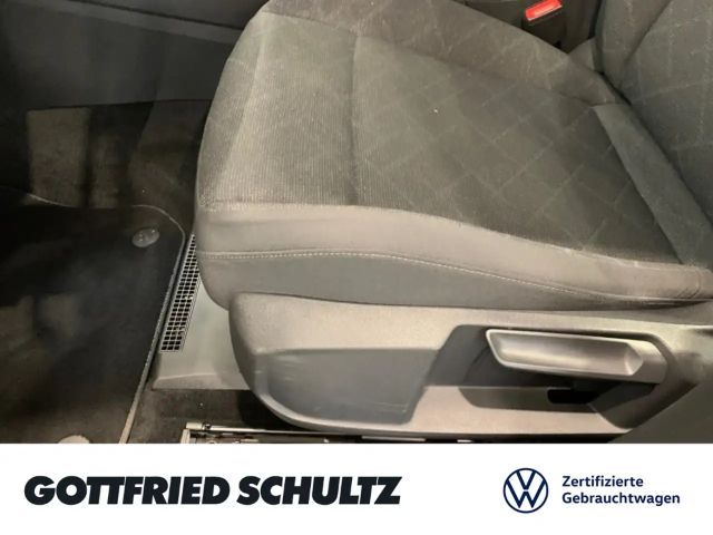 Volkswagen Golf DSG Golf VIII Life Variant