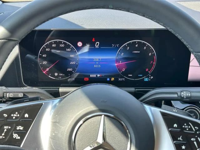 Mercedes-Benz B 200 Progressive Sedan