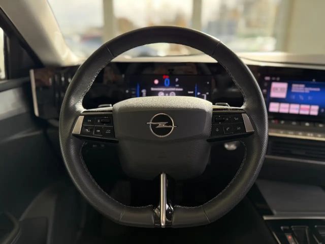 Opel Astra Business Elegance