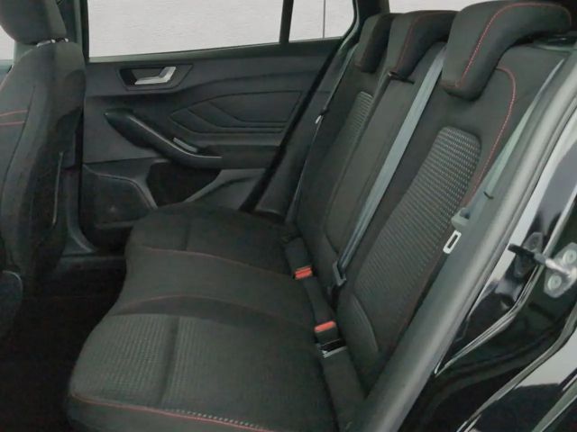 Ford Focus EcoBoost ST Line Wagon