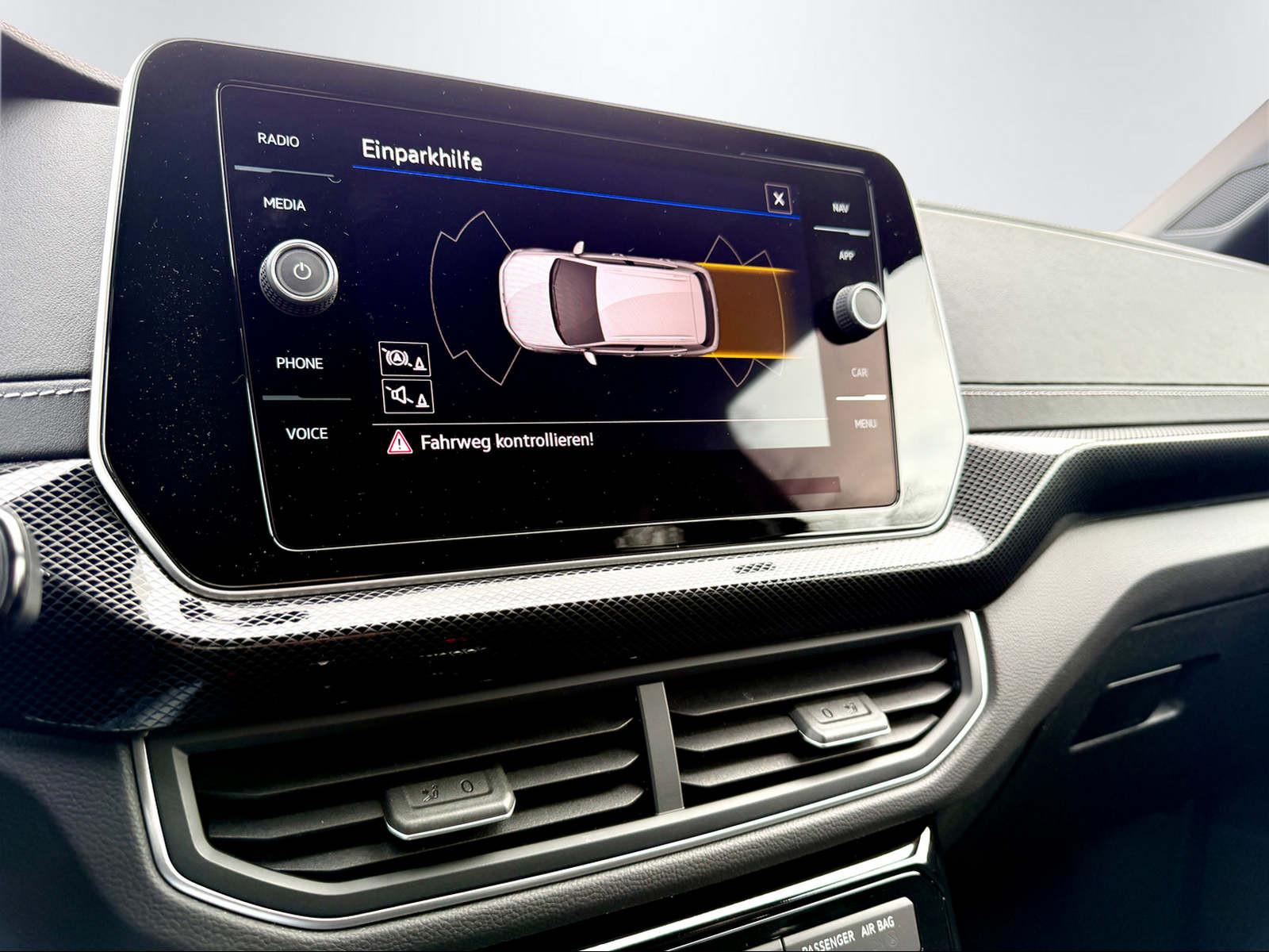 Volkswagen T-Cross IQ.Drive R-Line