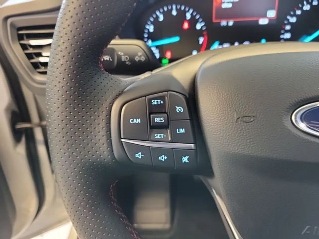 Ford Focus EcoBoost ST Line Wagon