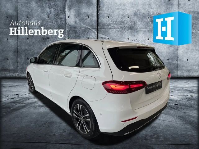 Mercedes-Benz B 250 4MATIC Progressive Sedan