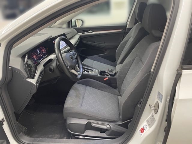 Volkswagen Golf 1.5 eTSI Golf VIII Life