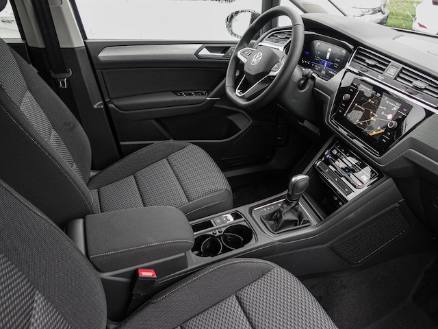 Volkswagen Touran 1.5 TSI DSG