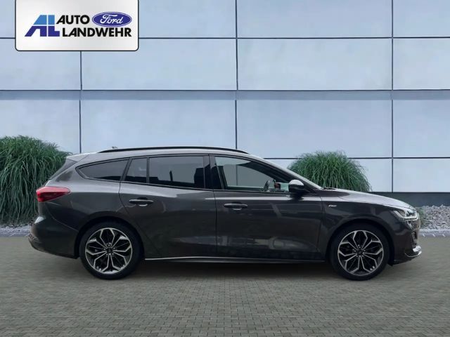 Ford Focus EcoBoost ST Line Wagon