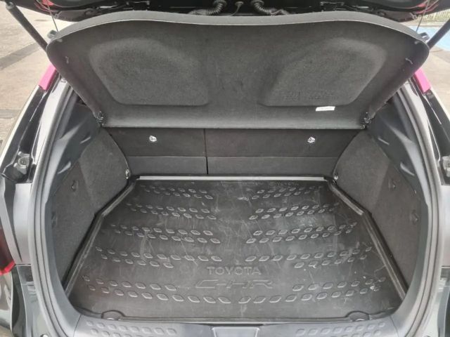 Toyota C-HR Hybride Team D