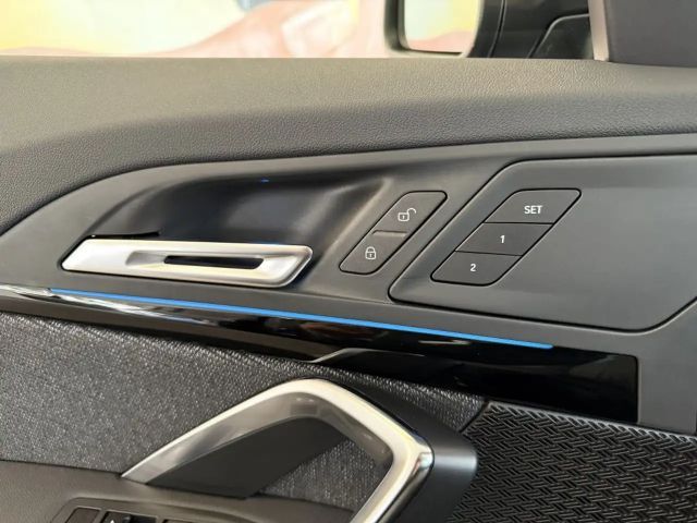 BMW X1 sDr.20i Aut. PANO+KAM+AKTIVS+MEMORY+SPUR+AL+