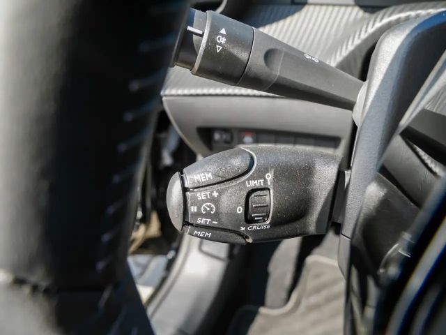 Peugeot E-208 Allure Pack