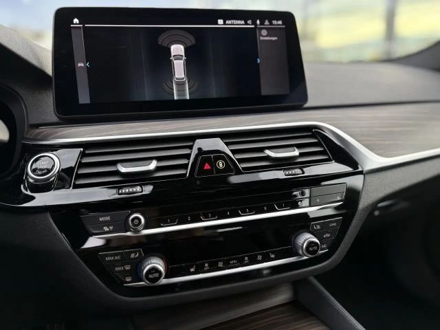 BMW 530 530e Touring xDrive
