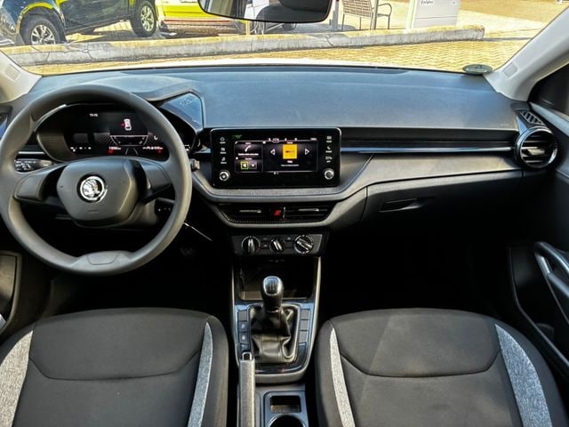 Skoda Fabia FABIA Essence