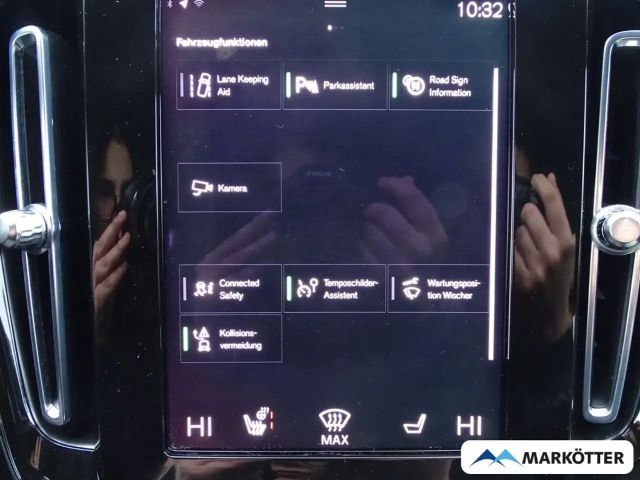 Volvo XC40 Core Recharge