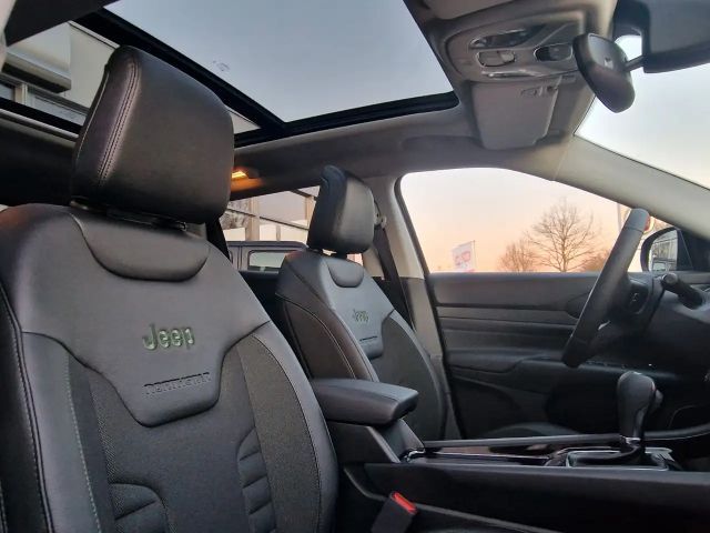 Jeep Compass Hybrid