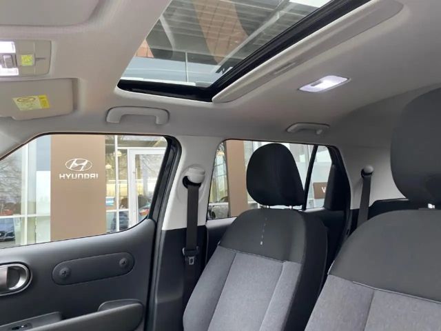 Hyundai INSTER Prime