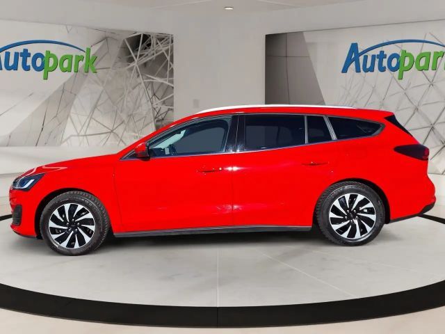 Ford Focus Titanium Wagon