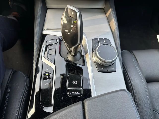 BMW 530 530e Touring xDrive