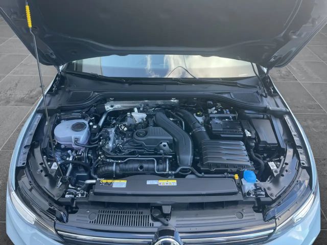 Volkswagen Golf 1.5 eTSI DSG Golf VIII