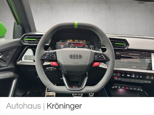 Audi RS3 Quattro S-Tronic Sedan