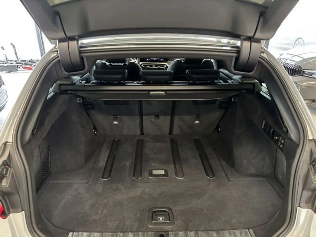 BMW 320 320d M-Sport Touring xDrive