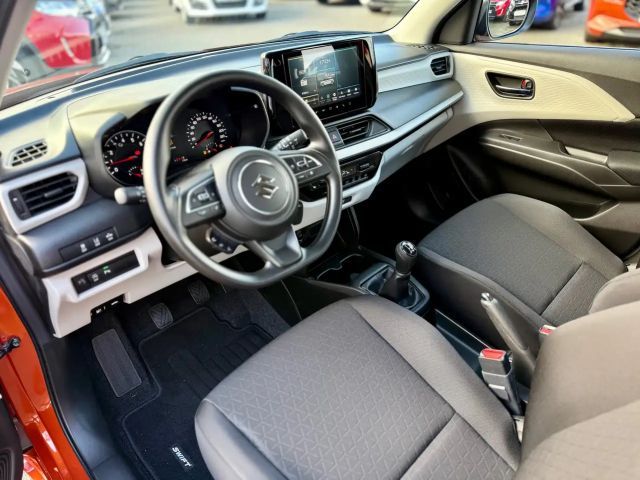 Suzuki Swift Club DualJet Hybrid