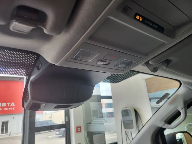 Volkswagen Transporter Lang T7